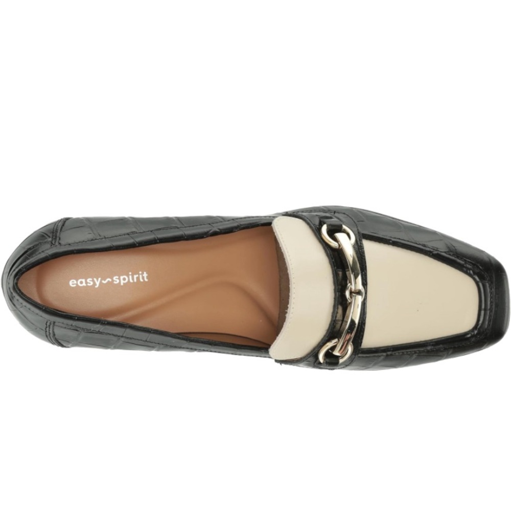 Shoes - Picture 4 of 7